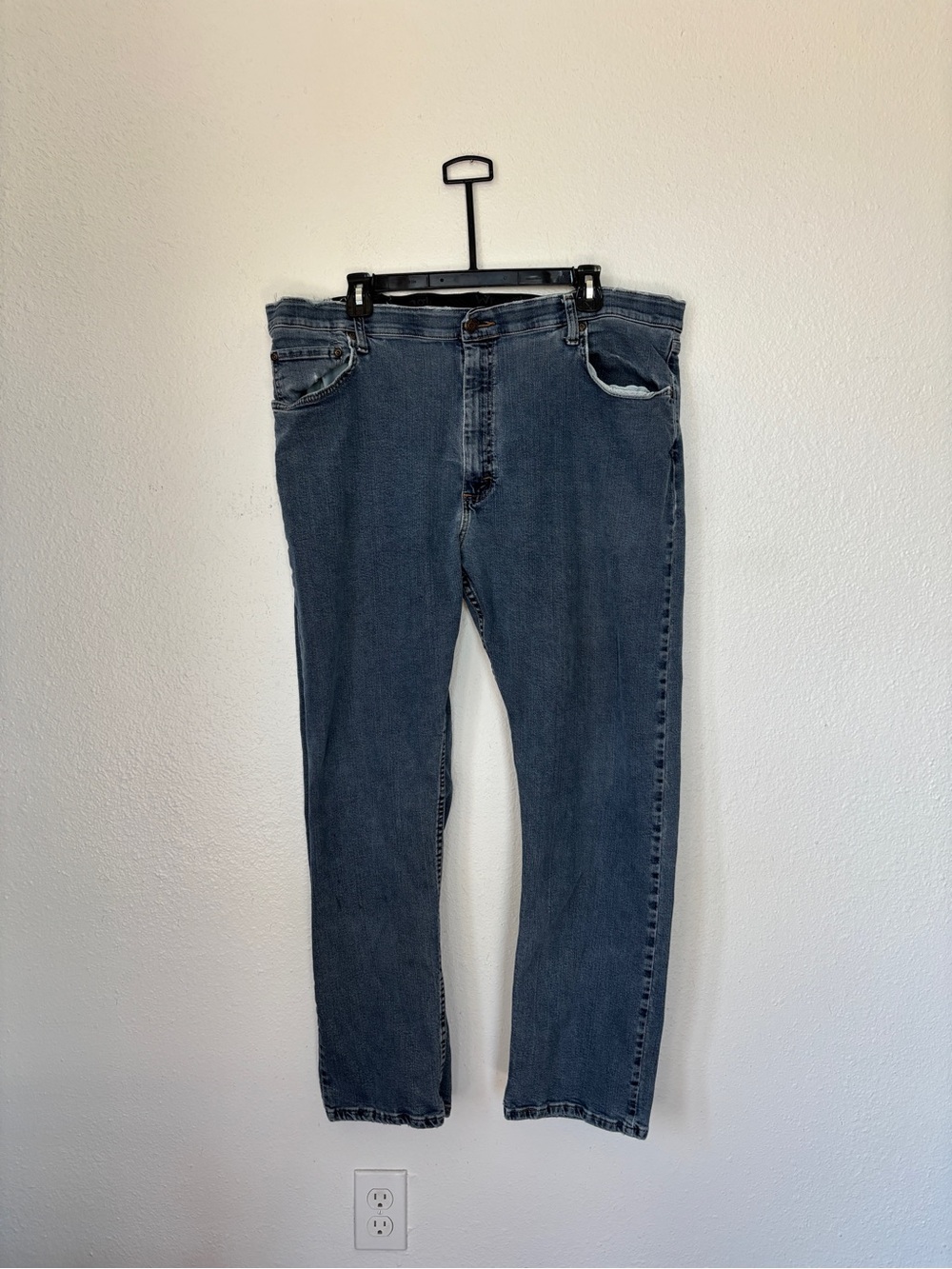 Wrangler Men's Straight-Leg Blue Denim Jeans